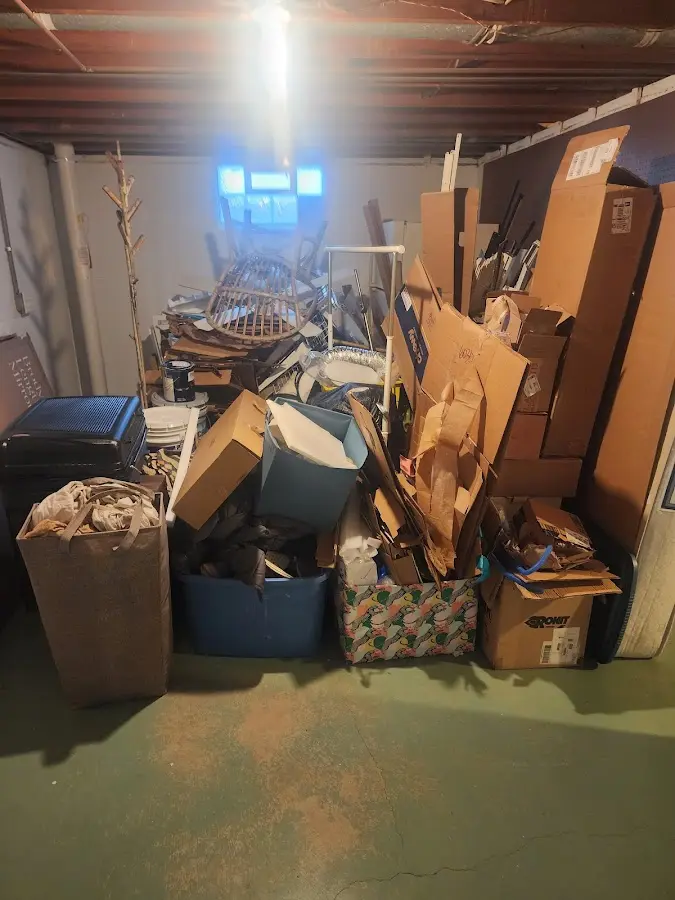 Roll-off dumpster container at job site for 6 Yard Dumpster Rental in Herculaneum